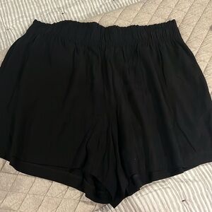 H&M Linen Blend Shorts- NWOT